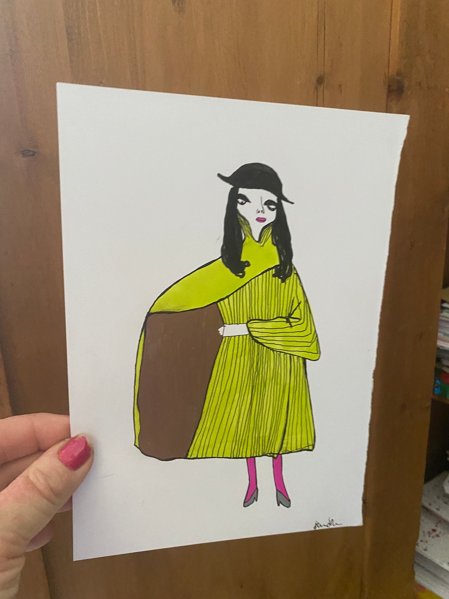 Fyndhörnan! Tjejkvinna inkl mantel