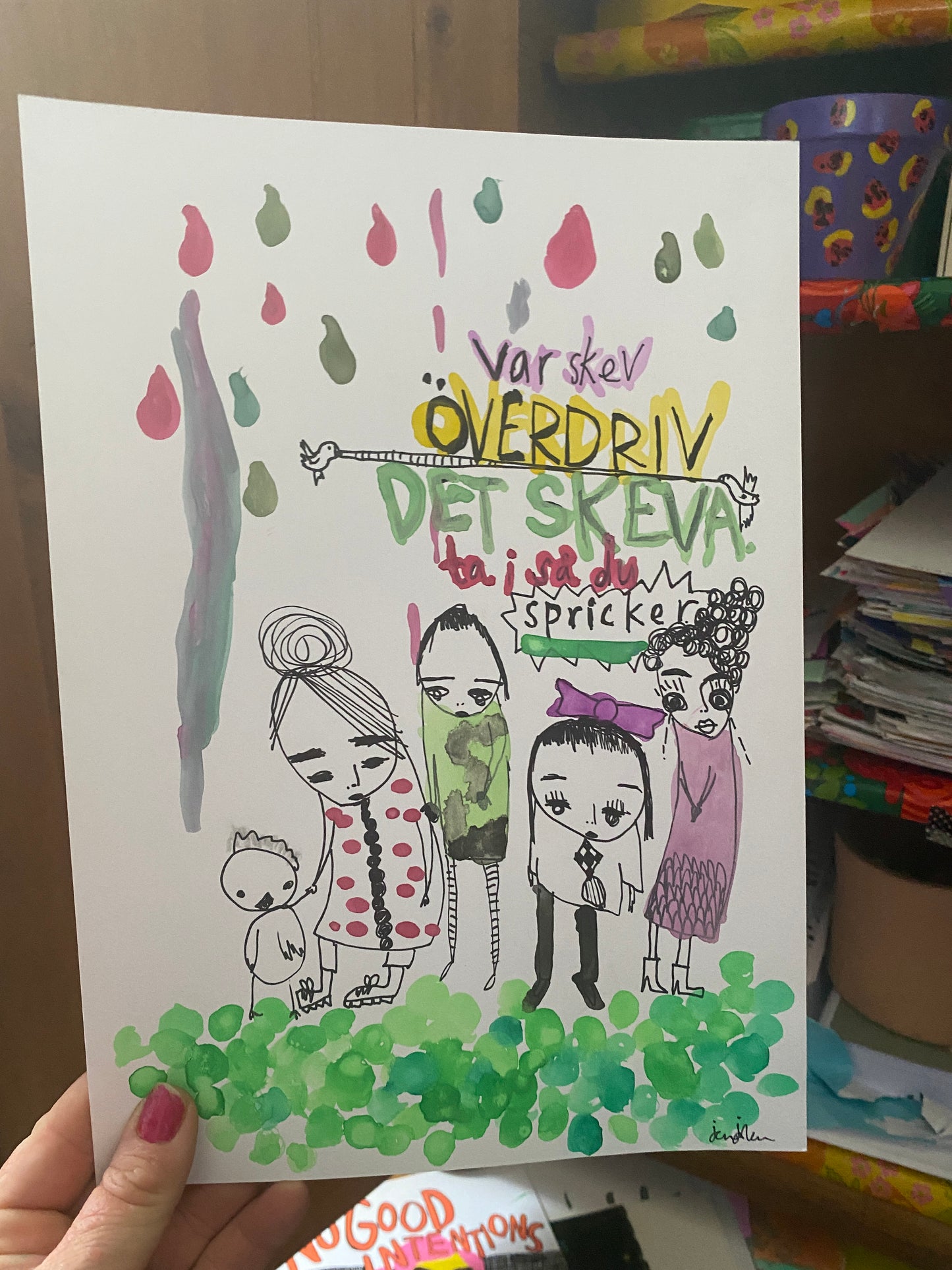 Fyndhörnan! Var skev, överdriv det skeva, ta i så du spricker (A4)
